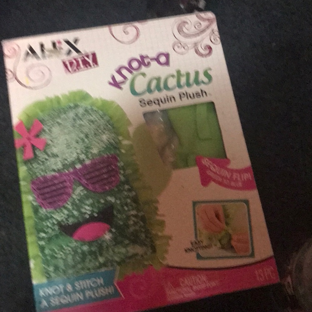 DIY Knot a cactus